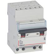 DX3 4P D10 6000a/10ka auto