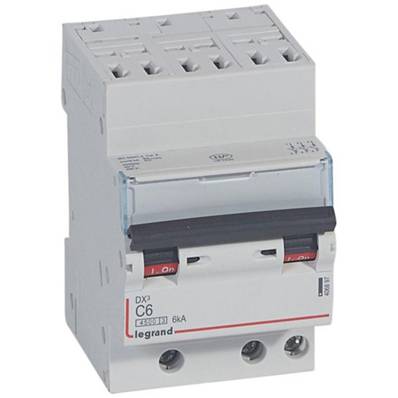 DX3 3P C6 4500a/6ka auto