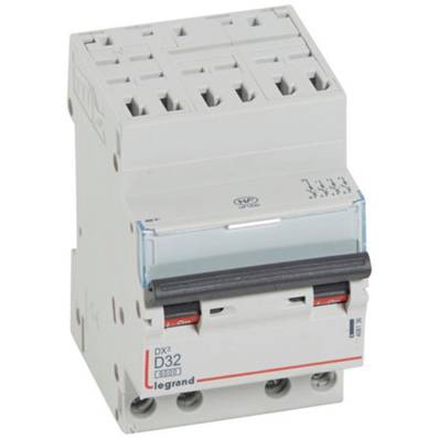 DX3 4P D32 6000a/10ka auto