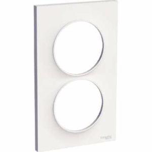 Odace Styl, plaque Blanc 2 postes verticaux entraxe 57mm