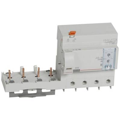 DX3 bda 4P 63a F reglable