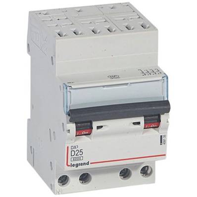 DX3 4P D25 6000a/10ka auto