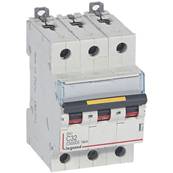 DX3 3P C32 10000a/16ka