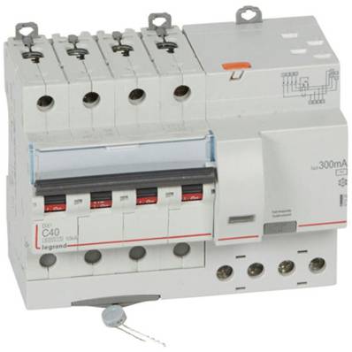 DX3 4P C40 6000a AC 300ma tga