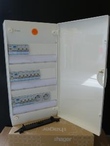 Tableau électrique pré-câblé HAGER 3 rangs