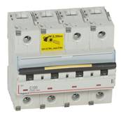 DX3 4P C100 10000a/16ka